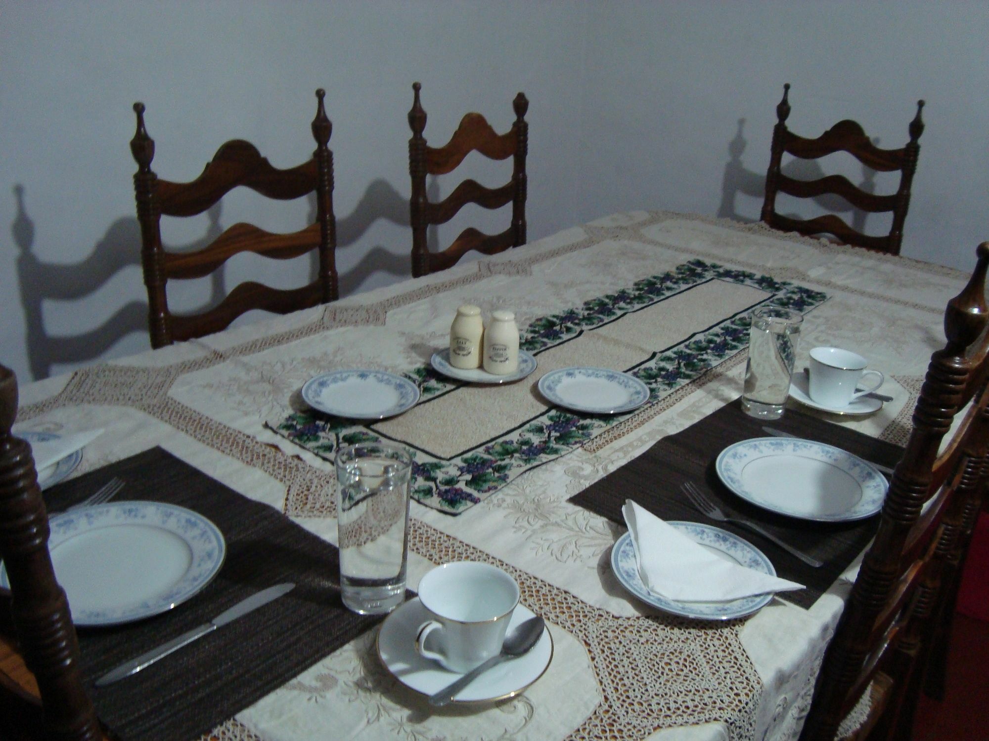 Andrews Hostel Нувара-Елія Екстер'єр фото