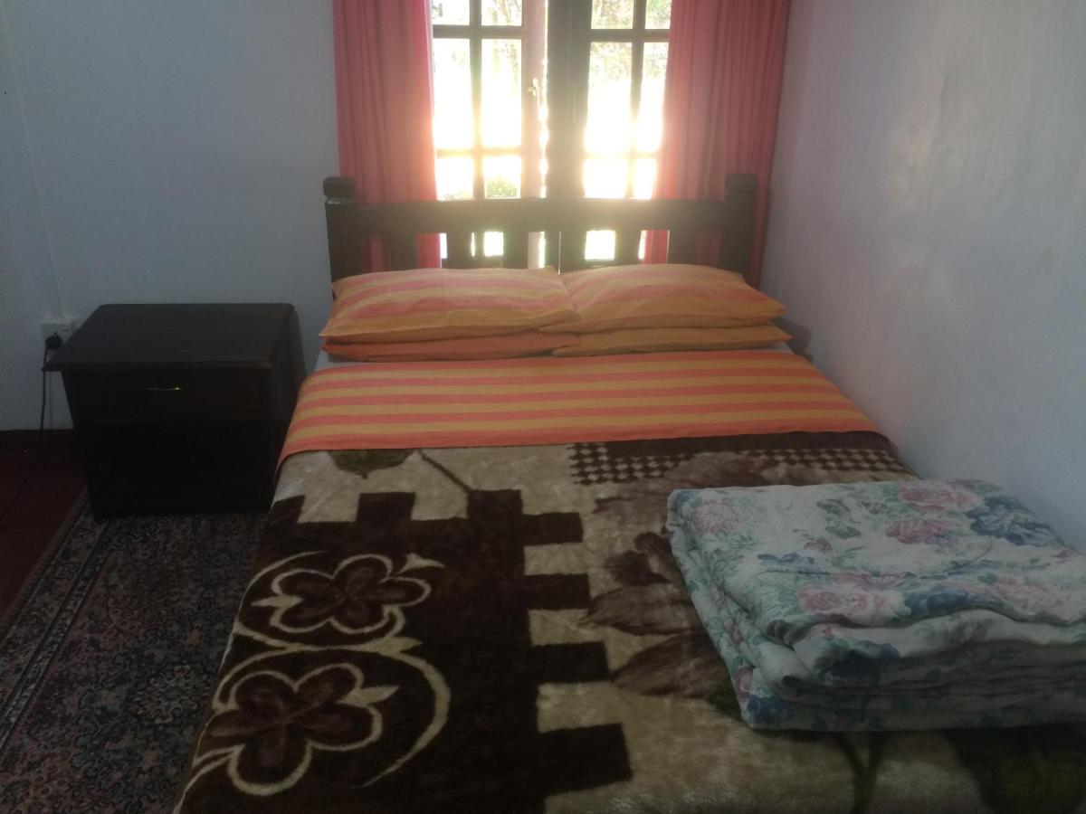 Andrews Hostel Нувара-Елія Екстер'єр фото